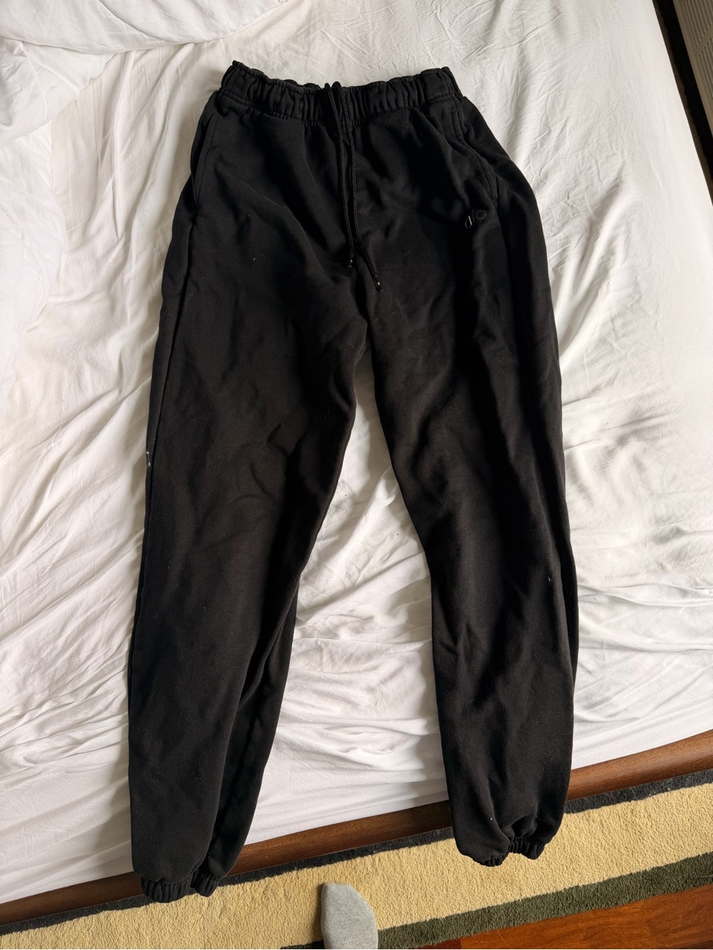 ALO Yoga Black Women's Jogger Sweatpants